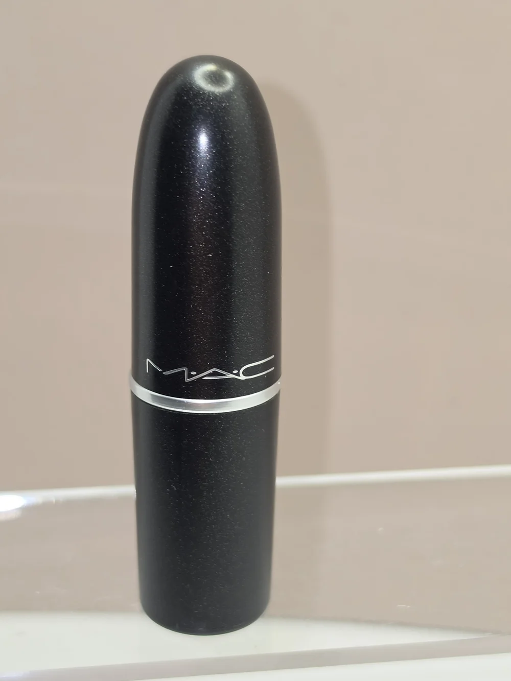 RARE MAC FROST LIPSTICK- 
